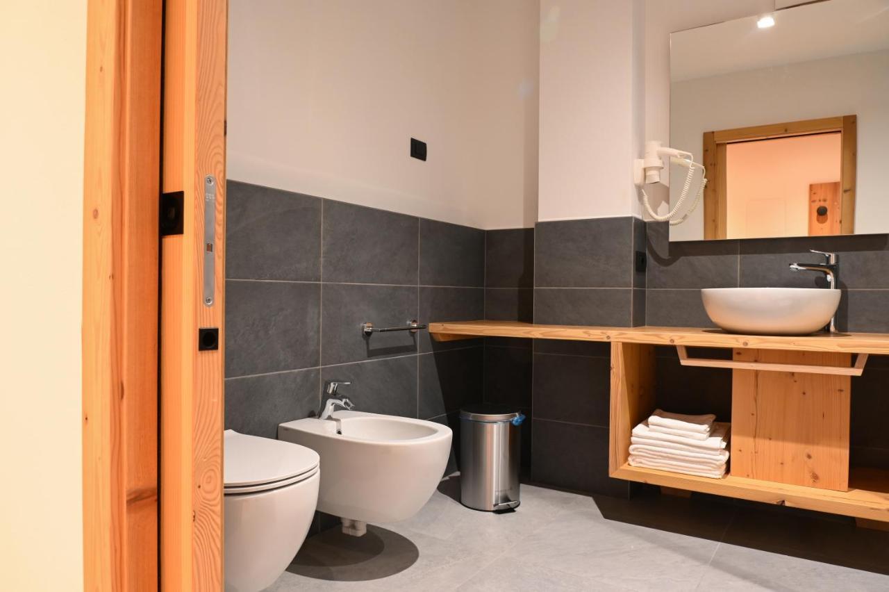 B&B Fontanella San Lorenzo Dorsino Exteriör bild
